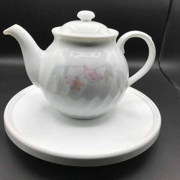 Corning Pink Trio Tea Pot with Lid Made in USA - Picture 1 of 11